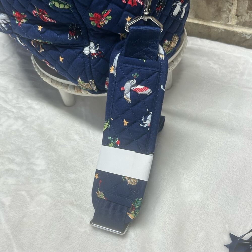 Vera Bradley Holiday Weekender Travel Bag & Crossbody Snow Globe Motifs Xmas NWT - Picture 5 of 11